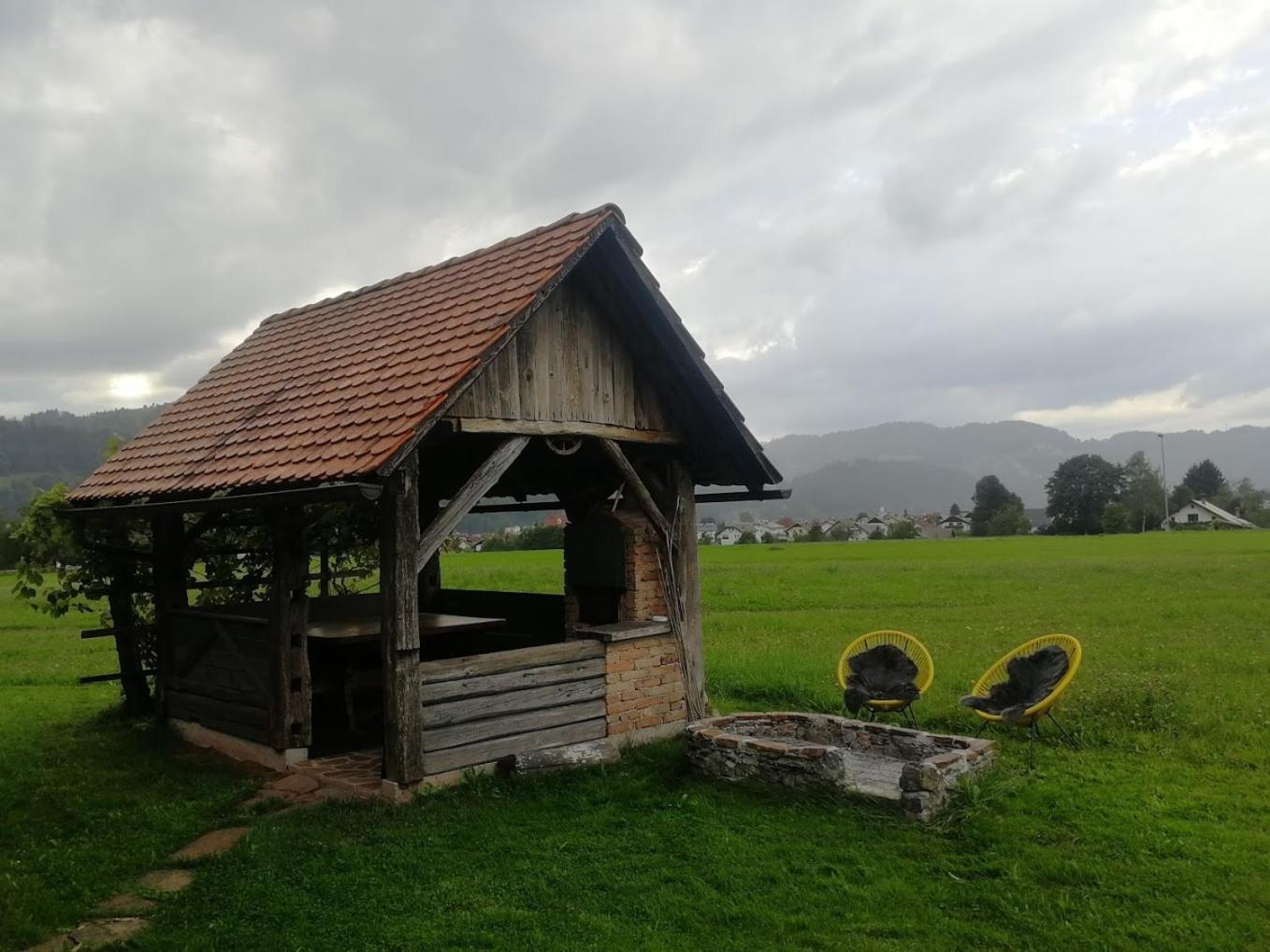 Country House Pri Lipet Ziri Esterno foto